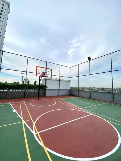 1610 The Platino 5min To Paradigm Sutera Apartment Johor Bahru