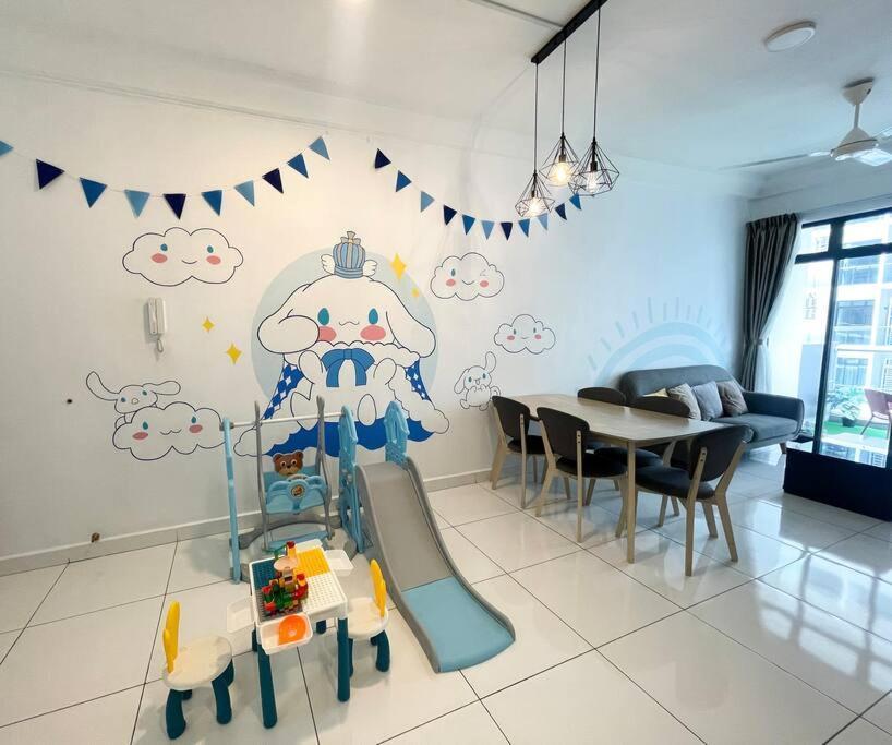 Apartment 1610 The Platino 5min To Paradigm Sutera *