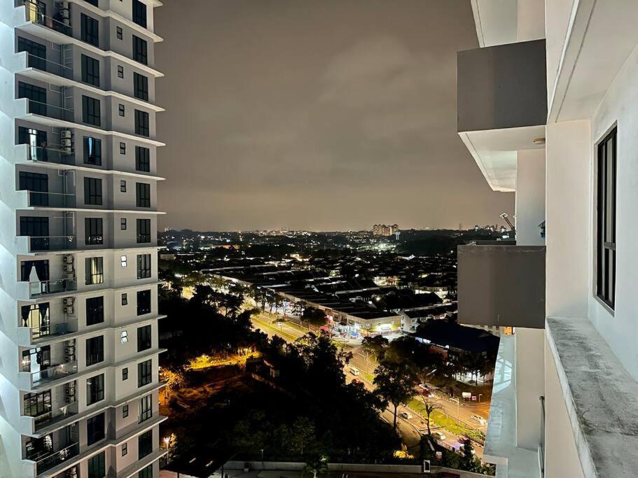 Apartment 1610 The Platino 5min To Paradigm Sutera Johor Bahru